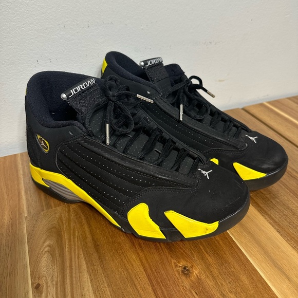 Black and Yellow Retro Jordan 14 - Picture 2 of 4